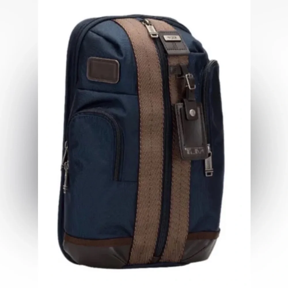 Brand New with Tag TUMI Higgins Sling Navy - Picture 2 of 6